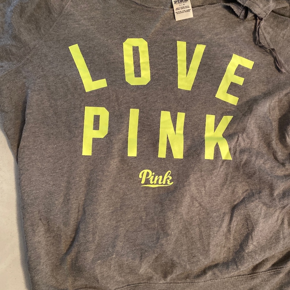 VS Pink sweatshirt
